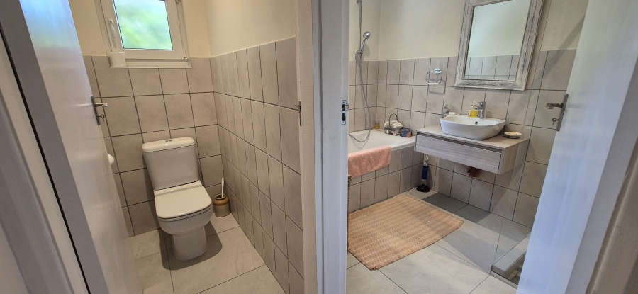 2 Bedroom Property for Sale in Kalk Bay Western Cape